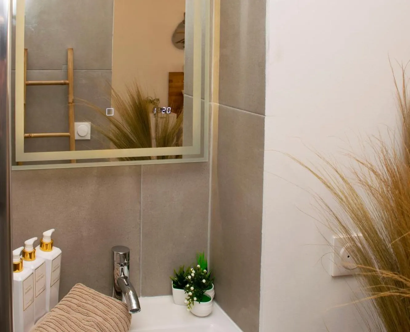 La Boheme Au Vieux-Port Appartement Marseilles